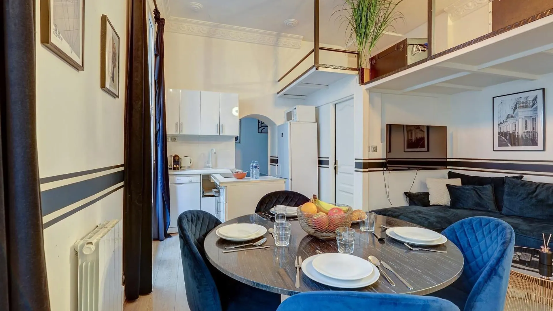 106 - Fabulous In Champs Elysees Apartment *